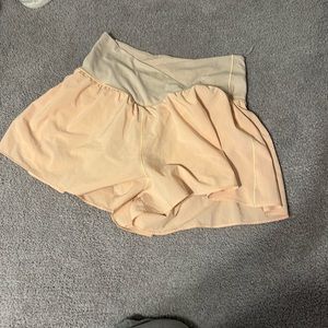 Size medium/4 pink aerie shorts